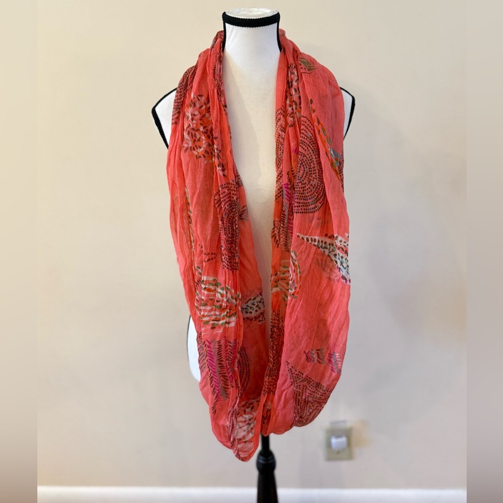 Light weight infinity scarf